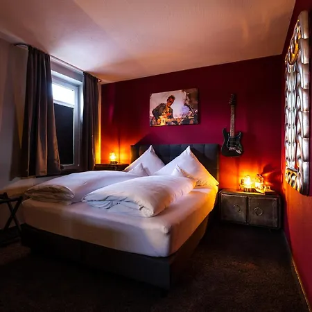 Engel Hotel + Diner Pensionat